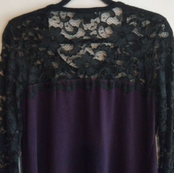 Karen Kane Vintage Black & Purple Knit Sweater with Top Lace Detail - Picture 6 of 10